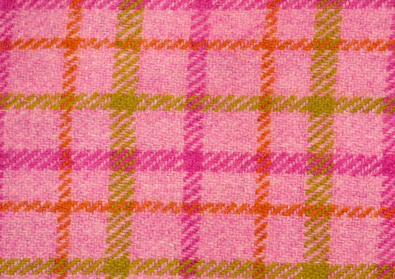 (Isla) Harris Tweed Bow Tie Dog Collar - Baby Pink Check - BOWZOS