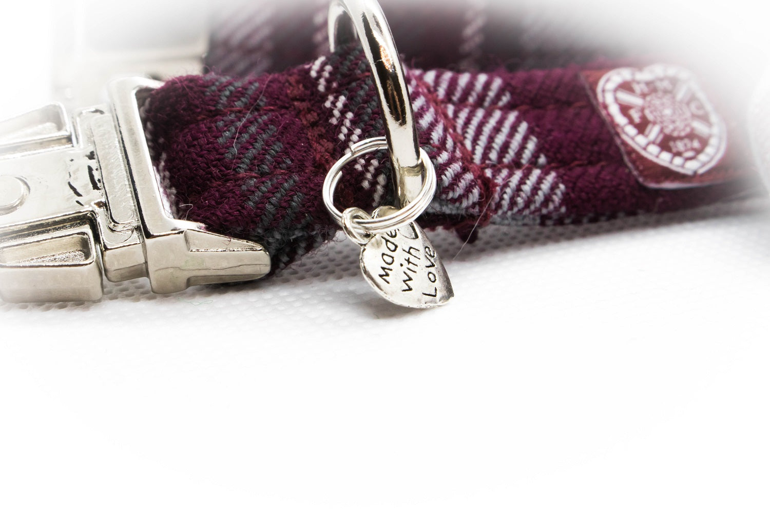 The Hearts FC Bowzos Dog Bowtie Collar - BOWZOS