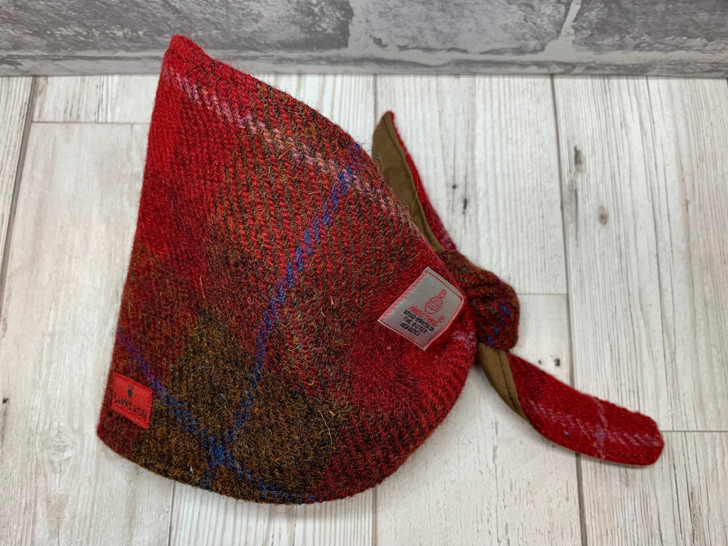 (Blair) Scruffneck - Red/Brown Check - BOWZOS