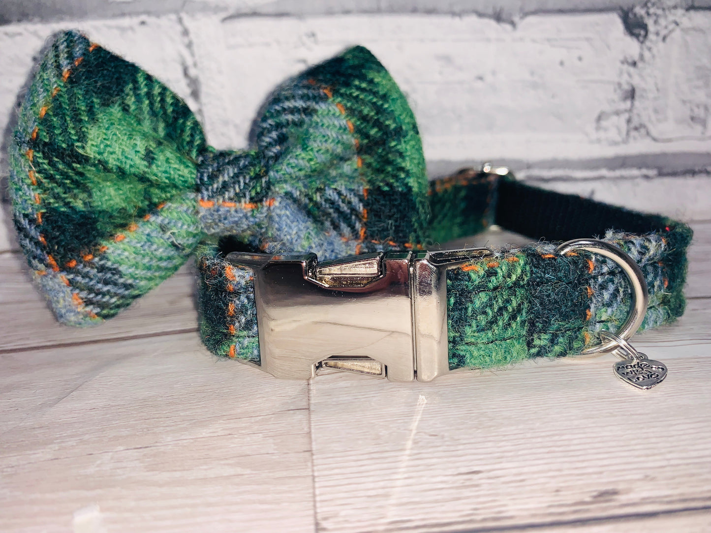 (Grass Green) Harris Tweed Bow Tie Dog Collar - Grass Green Check - BOWZOS