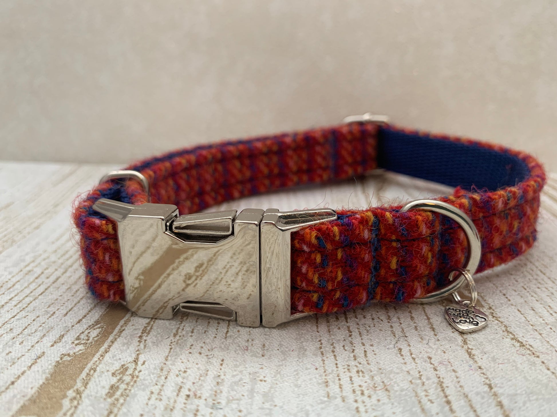 (Kelburn) Harris Tweed Dog Collar - Red Kaona - BOWZOS