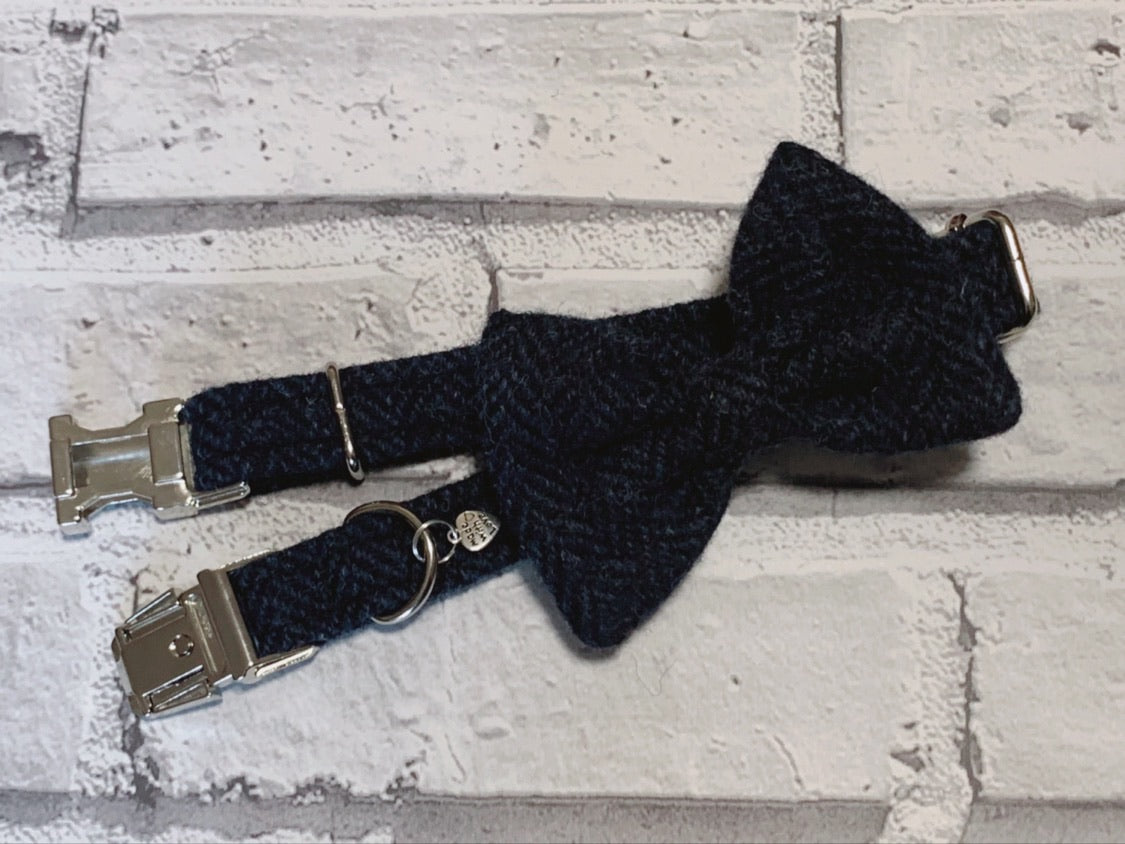 (Navy Herringbone) Harris Tweed® Bow Tie Dog Collar - Navy