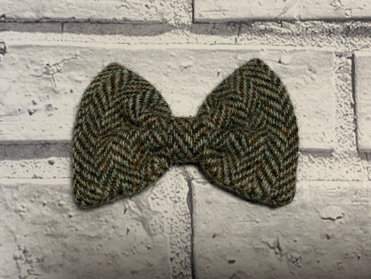 (Beige Herringbone) Bowzos Bow - Harris Tweed® Beige Herringbone