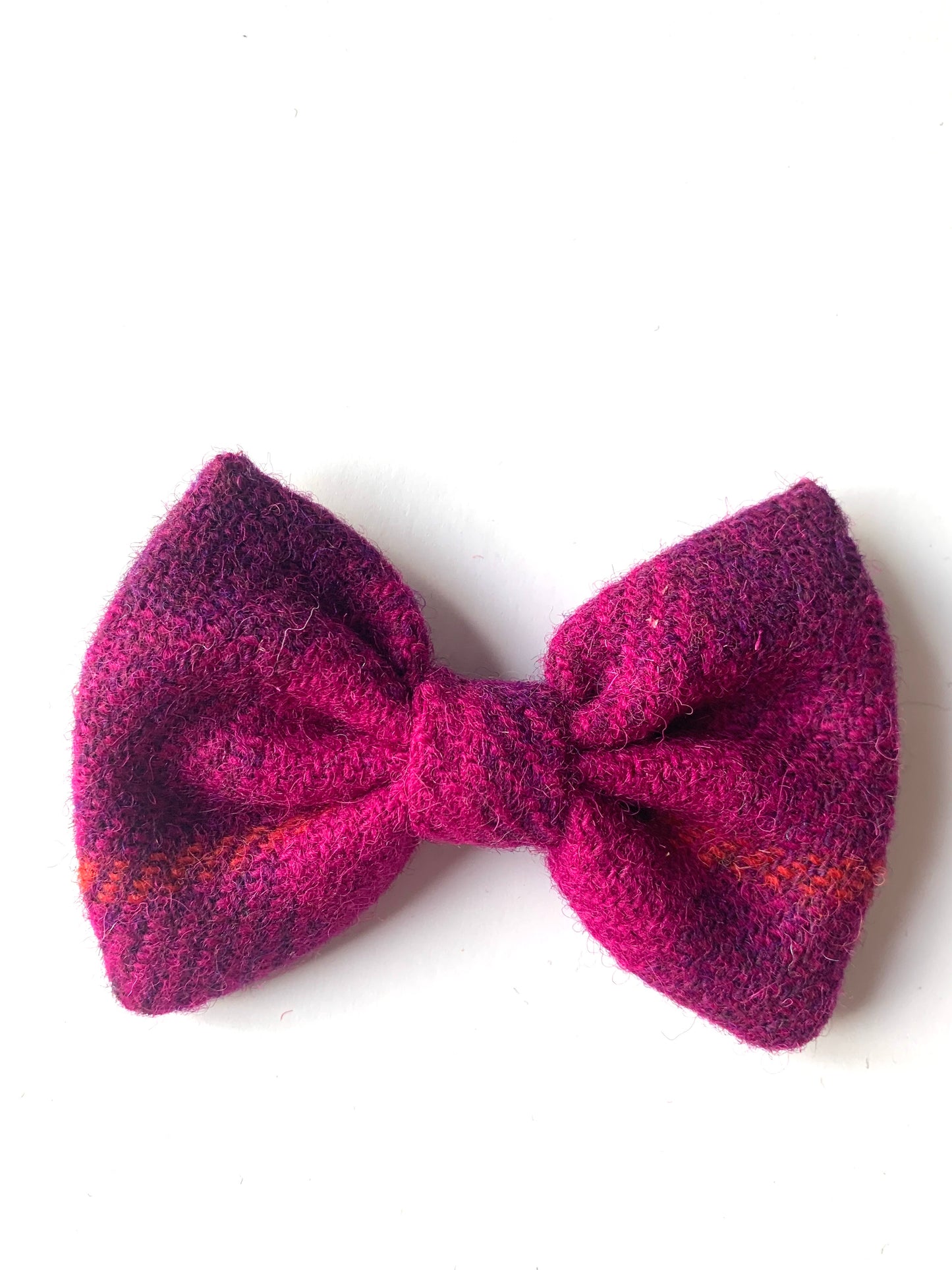 (Mull) Bowzos Bow - Harris Tweed® Fuschia Check