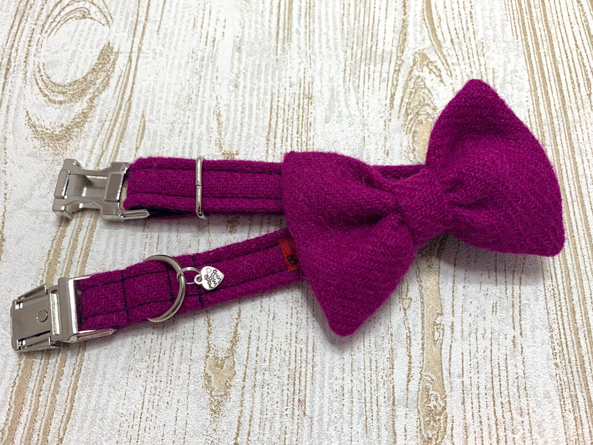 Harris Tweed Bow Tie Dog Collar - Fuchsia - BOWZOS