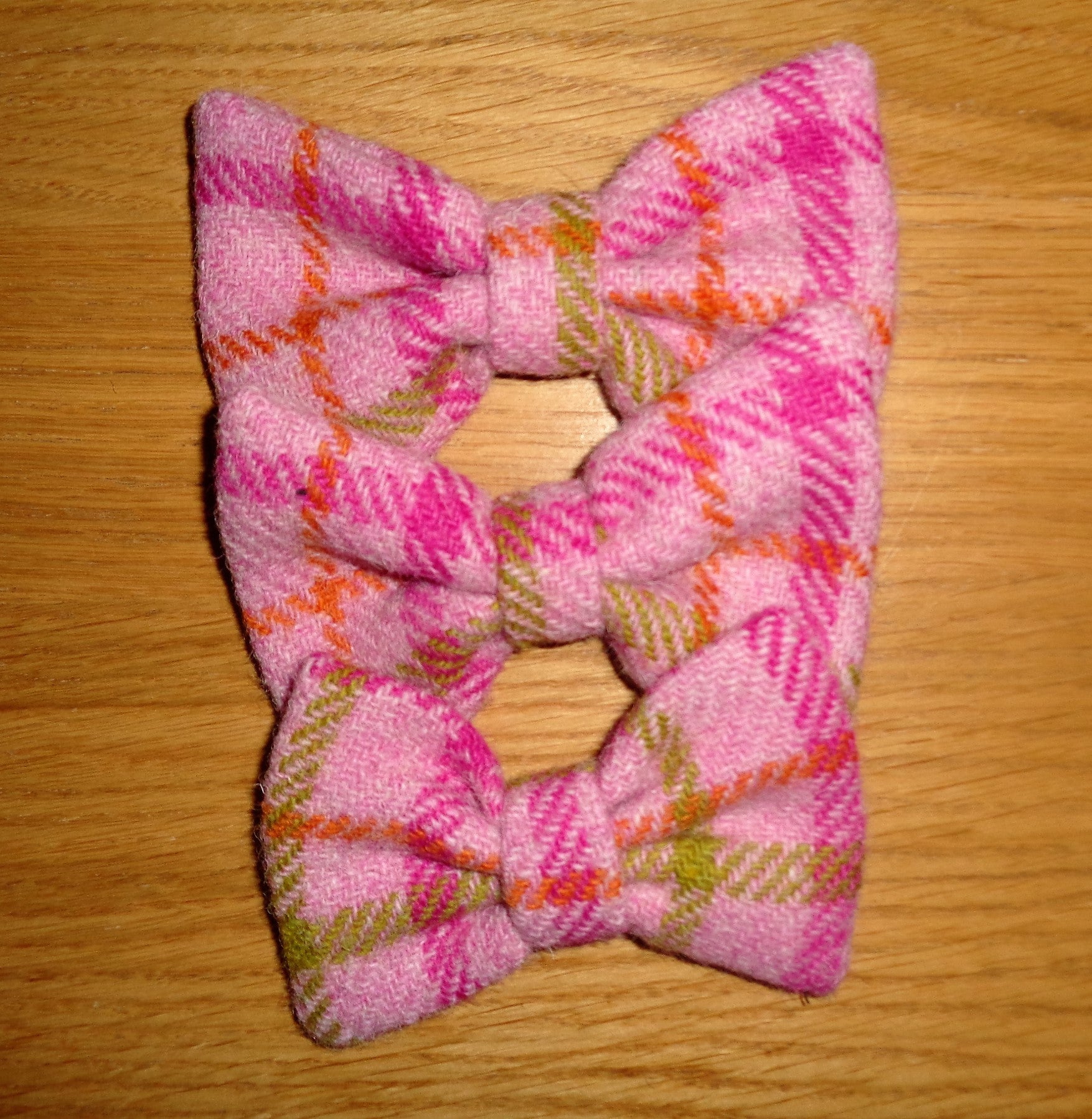 (Isla) Bowzos Bow - Harris Tweed Baby Pink Check - BOWZOS
