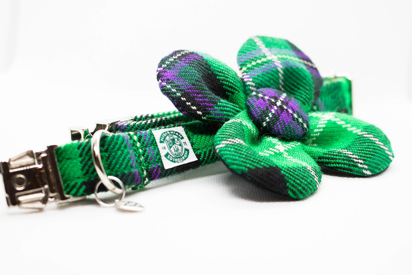 The Hibernian FC Bowzos Dog Flower Collar - BOWZOS
