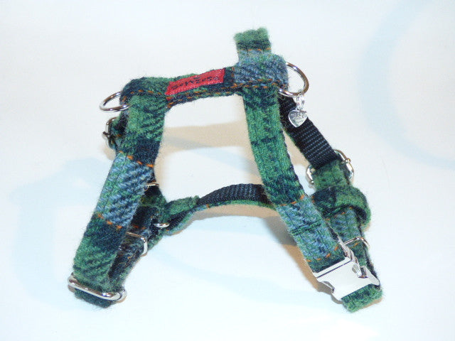 Harris Tweed Harness - Grass Green Check - BOWZOS