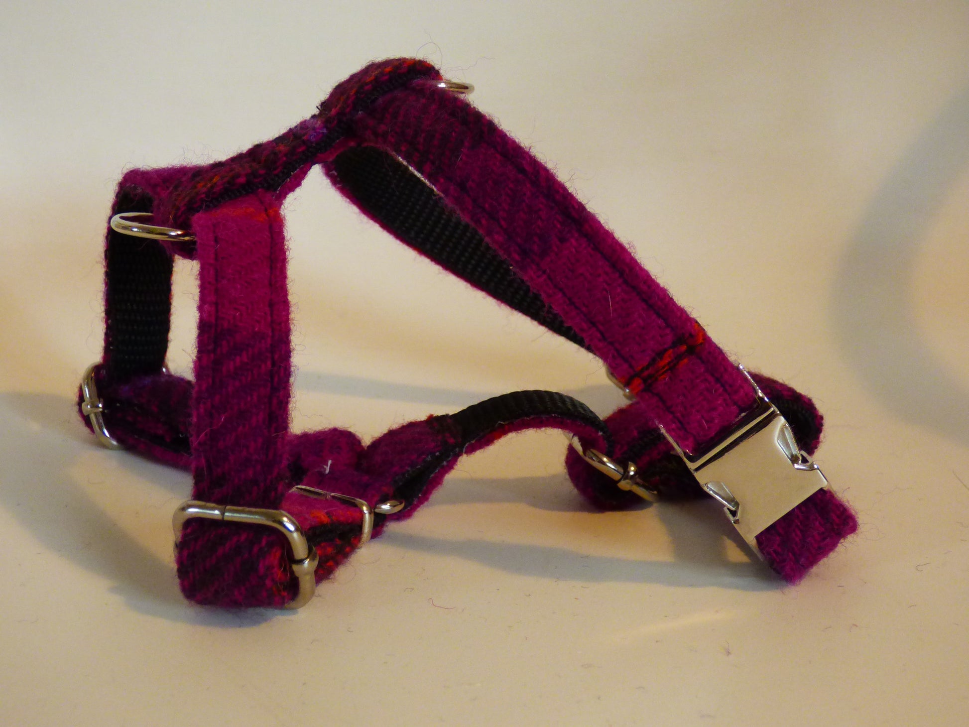 (Mull) Harris Tweed Harness - Fuschia Purple Check - BOWZOS