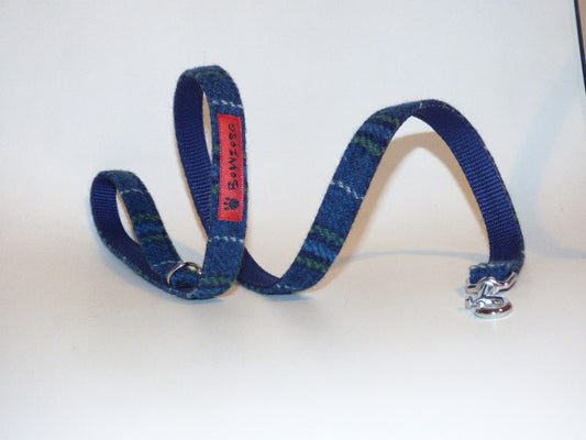 (St Andrews) Harris Tweed Dog Lead - Blue & White Check - BOWZOS