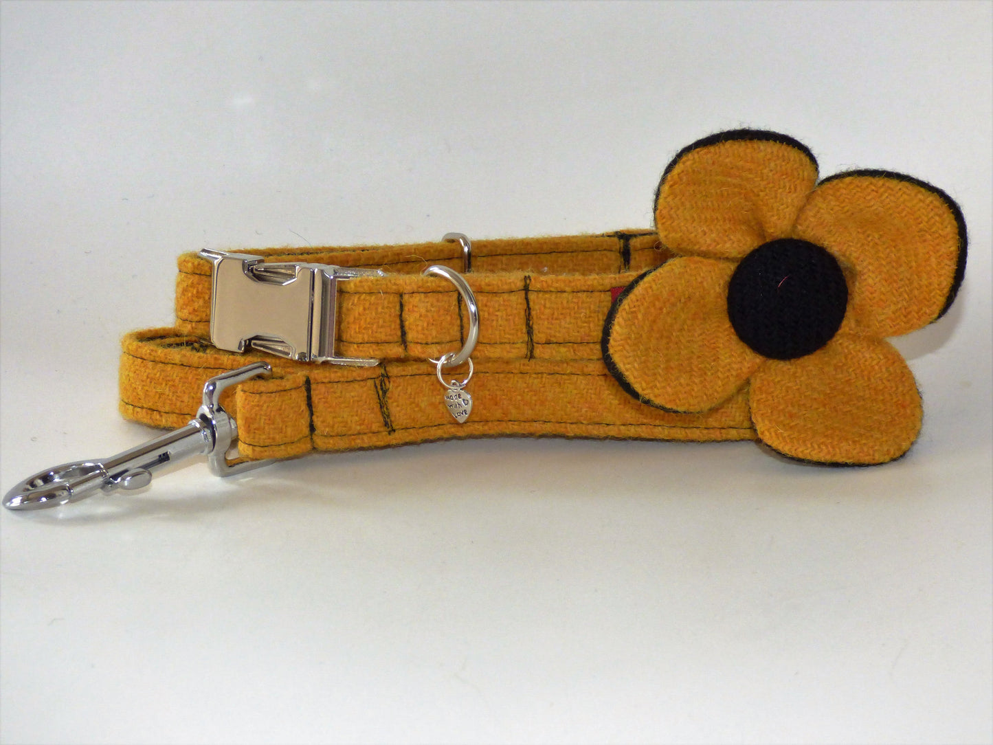 (Cairn) Harris Tweed Flower Dog Collar & Lead Set - Citrus Yellow - BOWZOS