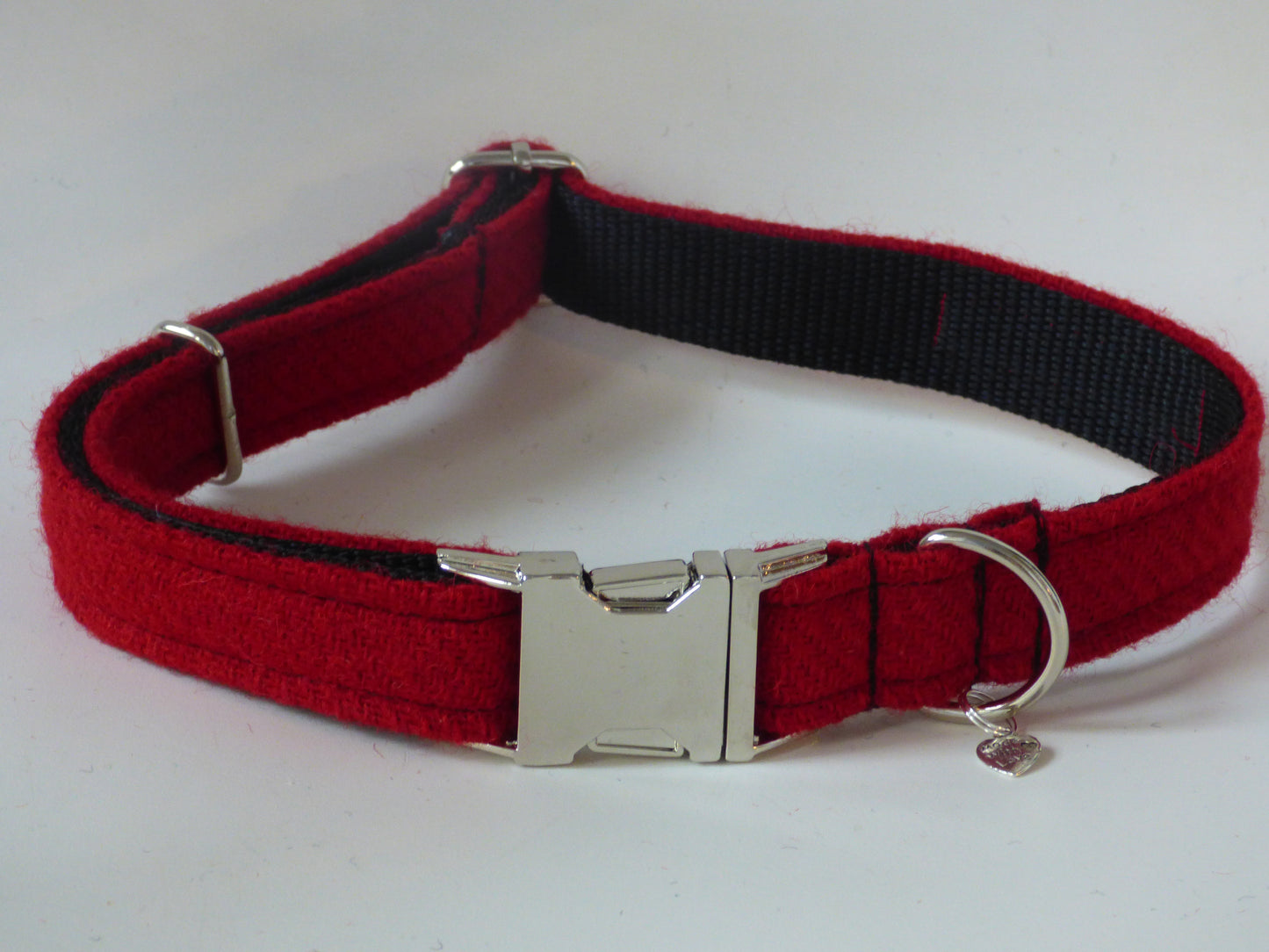 (Cranberry) Harris Tweed Dog Collar - BOWZOS