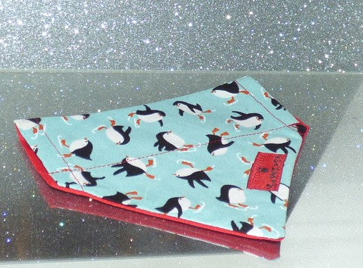 Penguin Print Christmas Bandana - BOWZOS