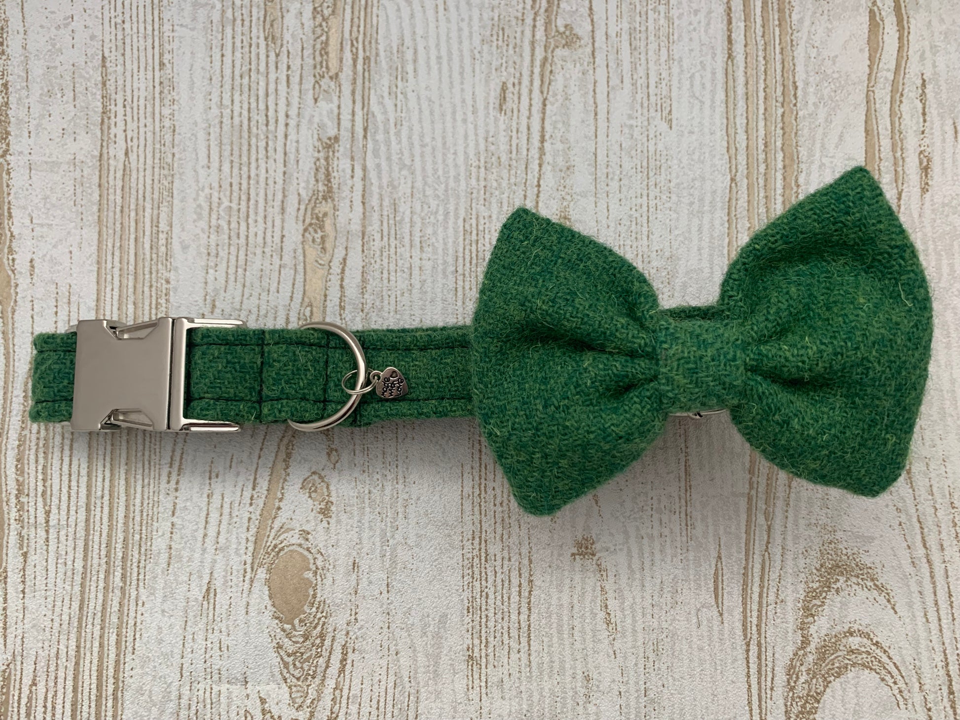 (Evergreen) Harris Tweed Bow Tie Dog Collar - Green - BOWZOS