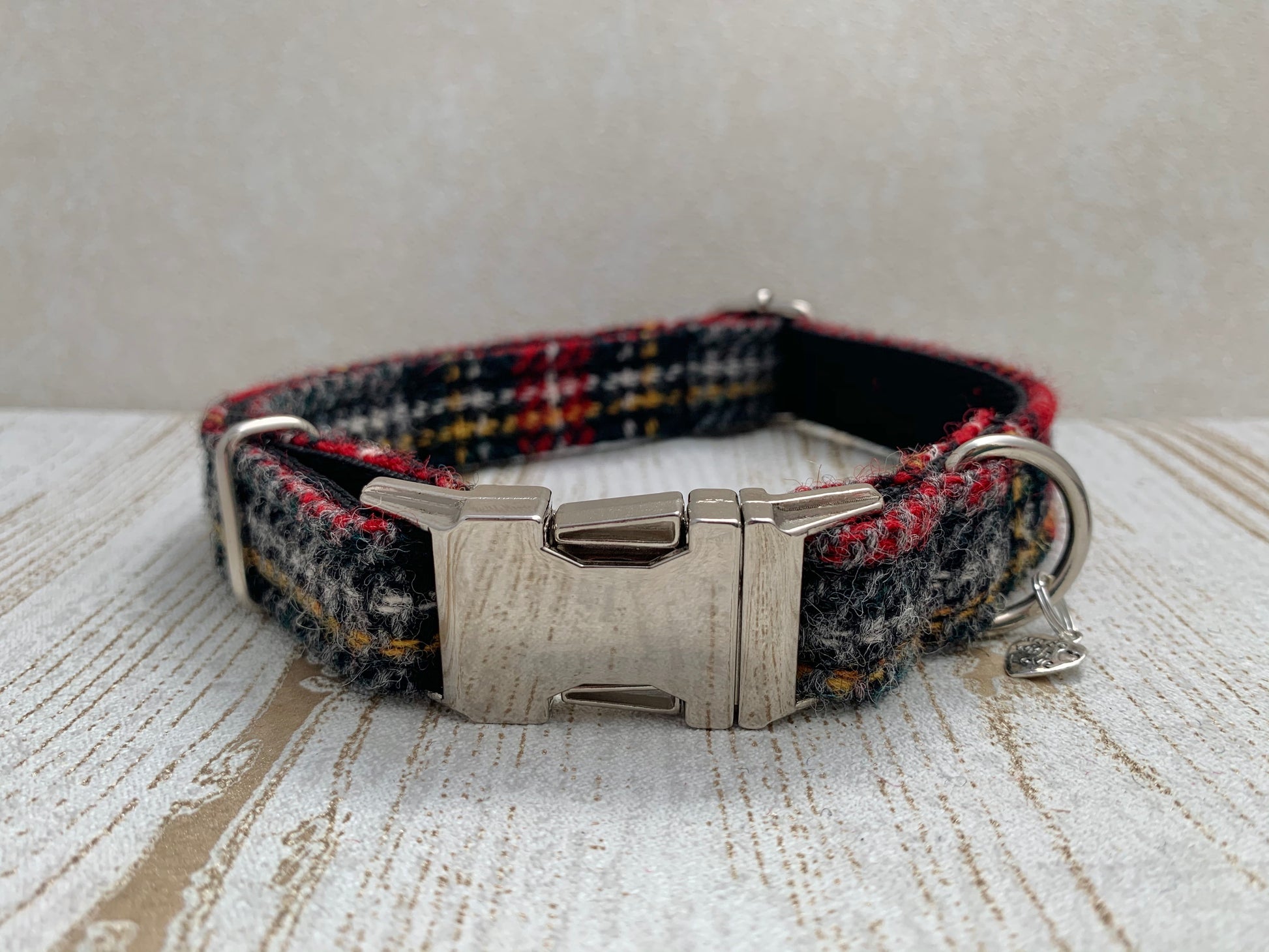 Harris Tweed Dog Collar  - Grey Stewart Tartan - BOWZOS