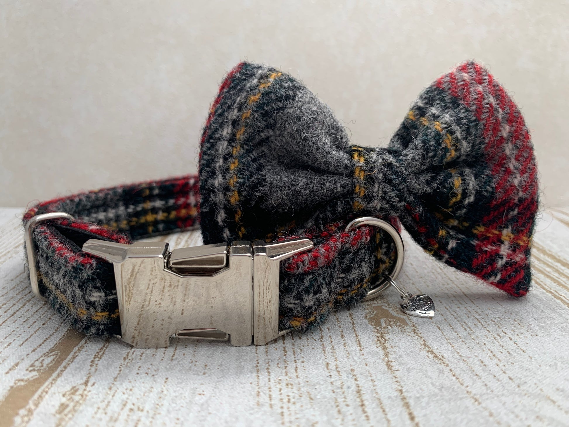 Harris Tweed Bow Tie Dog Collar - Grey Stewart Tartan - BOWZOS