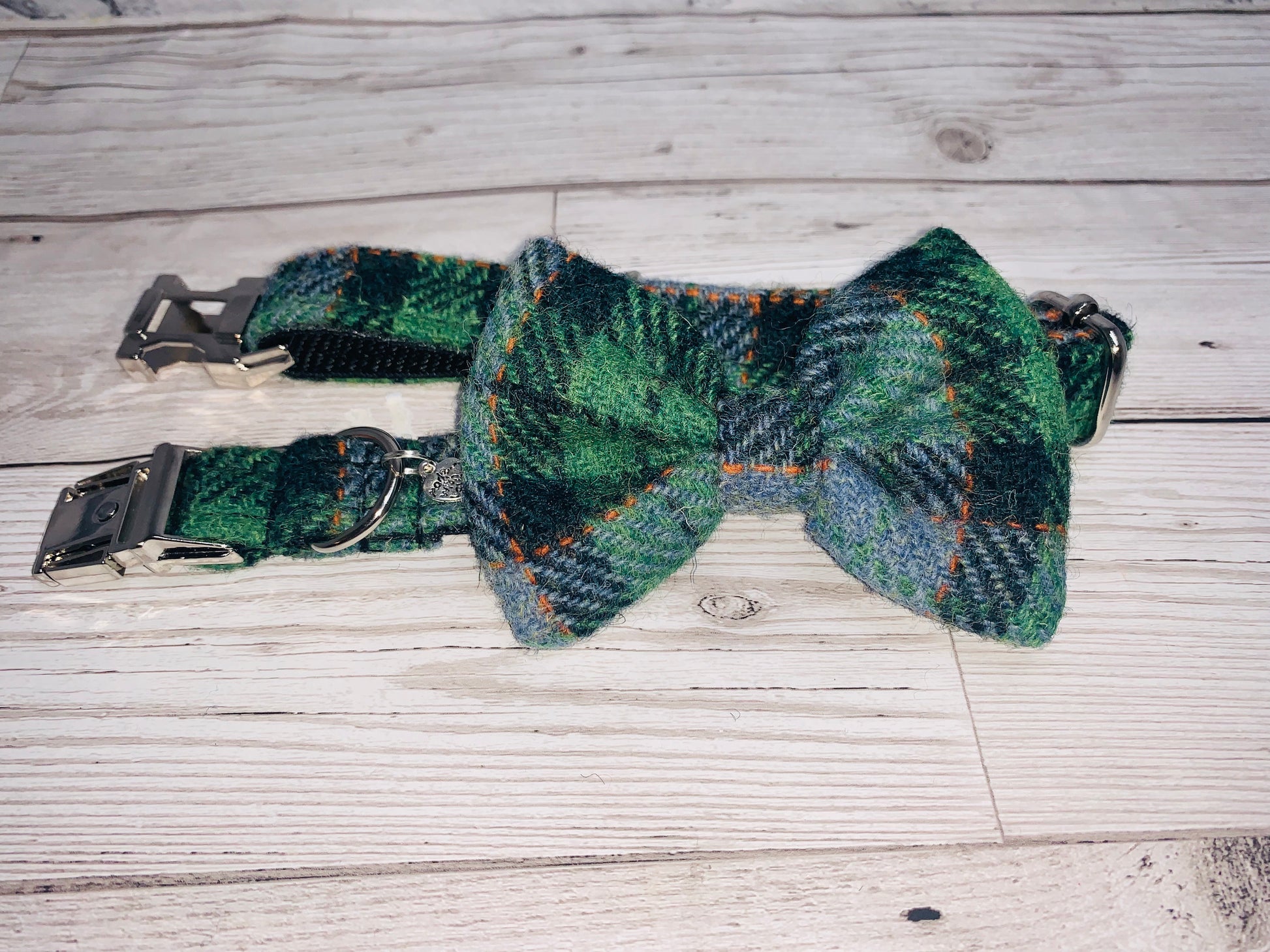 (Grass Green) Harris Tweed Bow Tie Dog Collar - Grass Green Check - BOWZOS