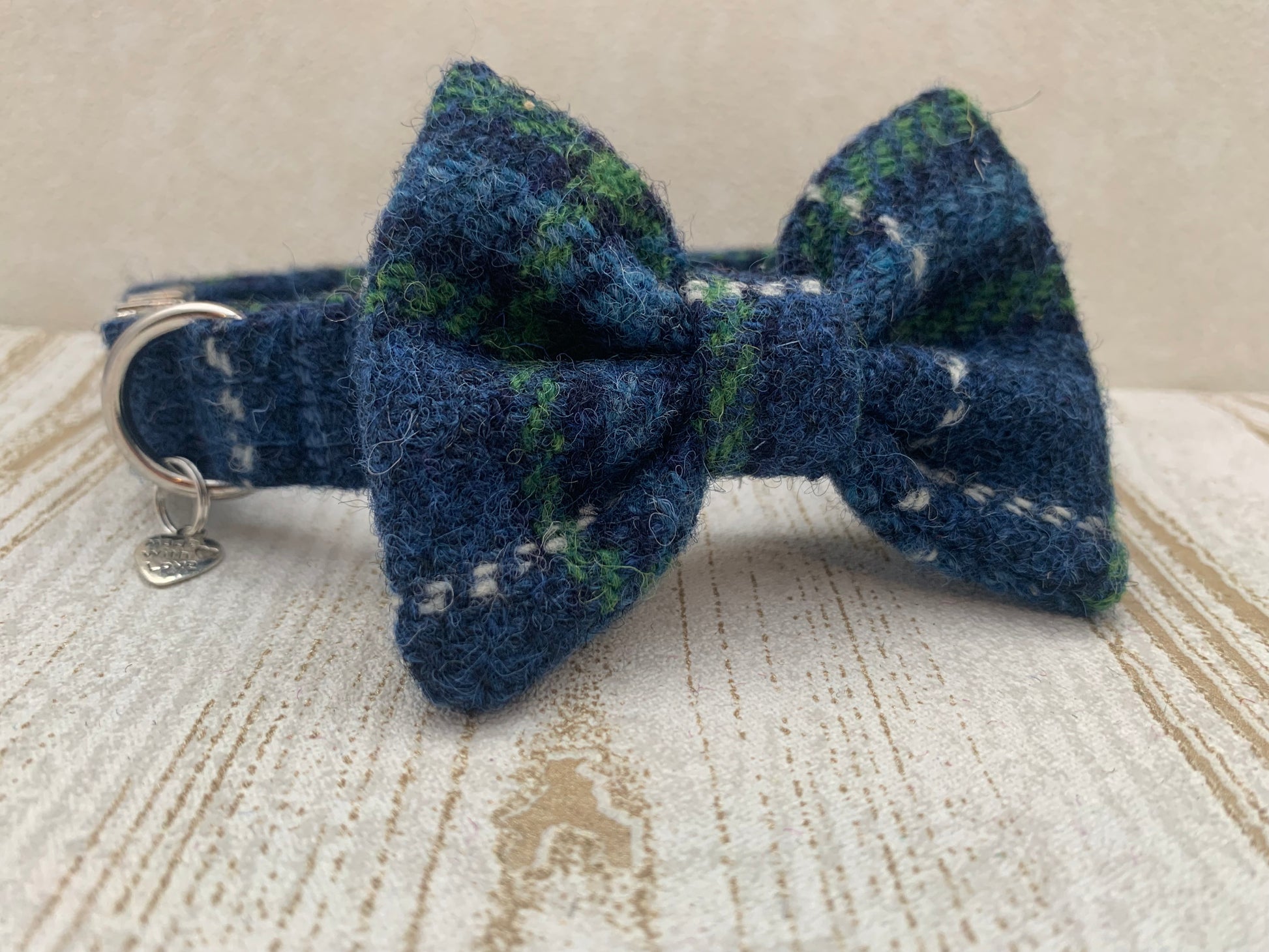 (St Andrews) Harris Tweed Bow Tie Dog Collar - Blue & White Check - BOWZOS